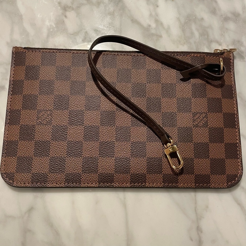 Authentic Louis Vuitton Pochette Neverfull Damier Ebene